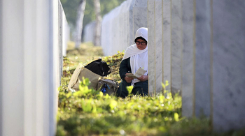 Srebrenica, donde el duelo se hereda