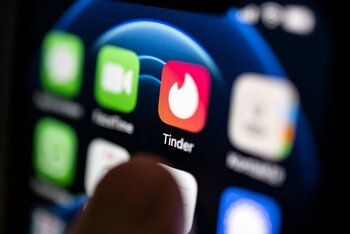 ¿Cuáles son los emojis para 'hacer match' en Tinder?