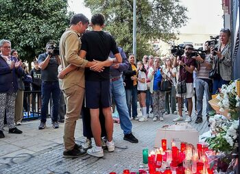 La familia de la niña sevillana que se suicidó señala al colegio