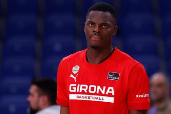 El Barça corta el contrato del pívot James Nnaji