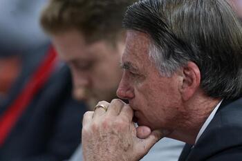 Bolsonaro no asistirá al juicio por intento de golpe de Estado