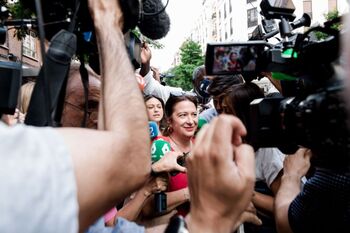 La Fiscalía de Madrid pide investigar a Leire Díez por soborno
