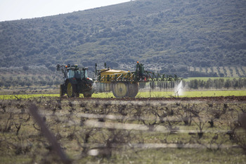 El sector respira con el retraso del cuaderno digital