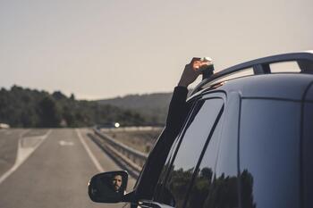 Adiós a los triángulos, hola a la V-16