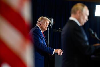 Trump habla con Putin antes de su reunión con Zelenski