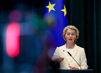 Von der Leyen pide defender la soberanía de Ucrania