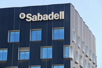 Banco Sabadell gana 1.390 millones hasta septiembre de 2025
