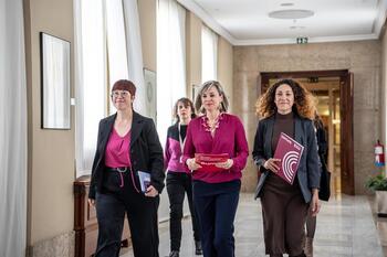 Compromís evita la ruptura con Sumar