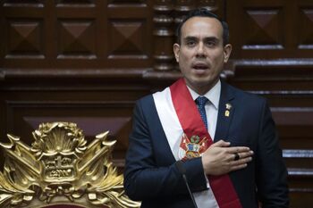José Jerí jura el cargo como nuevo presidente de Perú