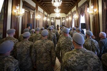 Un ataque ruso causa 12 muertos en un centro militar ucraniano