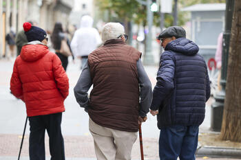 Las pensiones en España subirán un 2,7% en 2026