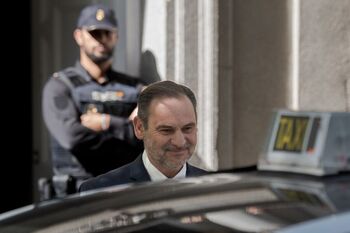 Acusaciones populares piden 30 años de cárcel para Ábalos