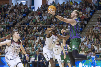 El Unicaja se rearma y el BAXI Manresa coge fuerza