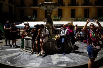 España recibe 17,1 millones de turistas internacionales