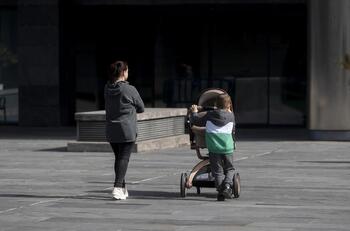 El Gobierno ampliará el permiso por nacimiento a 17 semanas