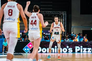 España ata los cuartos del Eurobasket