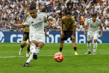 El Real Madrid cierra con triunfo su tarde de despedidas
