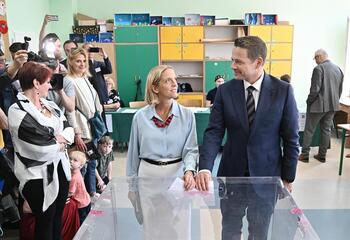 Los sondeos apuntan a la máxima igualdad electoral en Polonia