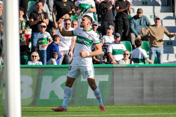 El Elche se reencuentra con la victoria ante un frágil Girona