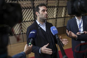 España ve avances entre EEUU y la UE sobre la guerra comercial