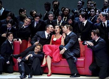 Cantando La Traviata