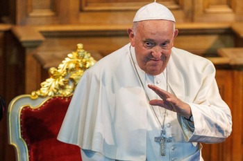 El Papa Francisco presenta un cuadro clínico 