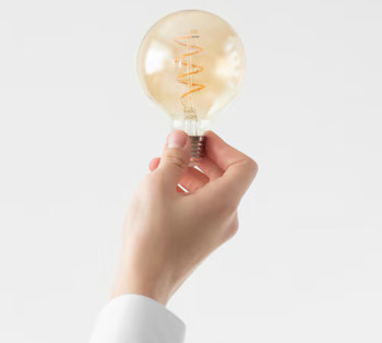 El precio de la luz cae este viernes a 10,94 euros/MWh