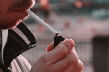 La lucha antitabaco se estanca