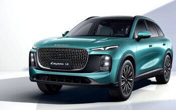 Lepas entra en el mercado con un híbrido enchufable