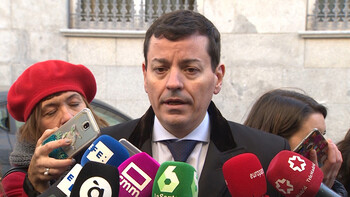 José Luis Bayo anuncia su candidatura para presidir el PP