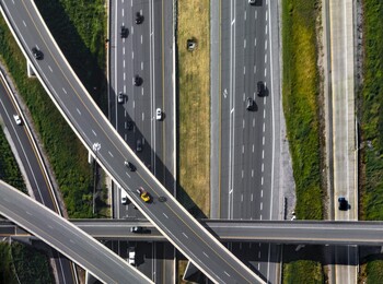 Ferrovial gana 6.911 millones, un 6,2% más