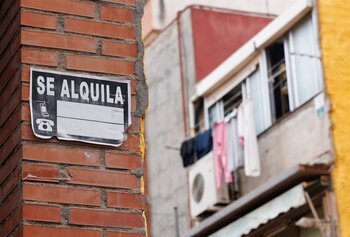 Los jóvenes usan el 92% del salario para emanciparse en solitario