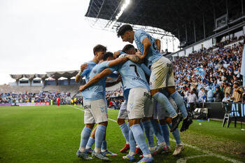 El Celta se acerca a Europa y ahonda en la crisis del Sevilla