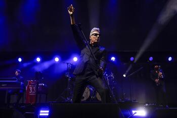 Loquillo conquista el Roig Arena