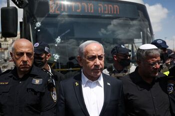 Netanyahu acusa a Sánchez de lanzar 