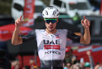 Juan Ayuso firma con Lidl-Trek por cinco temporadas