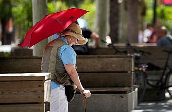 El calor extremo se cobra 1.180 víctimas en menos de dos meses