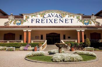 Freixenet y los sindicatos logran reducir los despidos