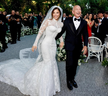 Bezos y Lauren Sánchez se dan el 'sí' en una isla veneciana