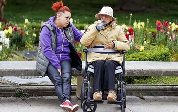El rostro de las trabajadoras de los cuidados