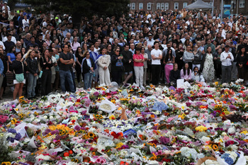 Los autores del tiroteo de Bondi son un padre y un hijo