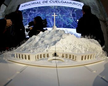 Una gran grieta para transformar Cuelgamuros