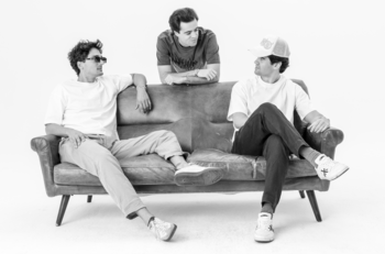 UNDERBLOOM, la marca que convierte la autenticidad en movimiento