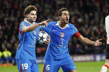 El Atlético revive en Eindhoven

