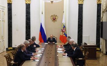 Las fuerzas rusas derriban dos drones que volaban hacia Moscú