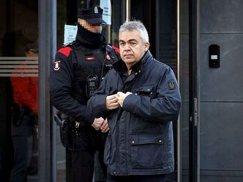 La telaraña que enreda a Sánchez