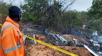 Mueren 11 personas tras estrellarse una avioneta en Kenia