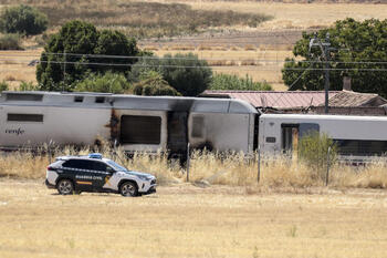 Un incendio en un AVE obliga a evacuar a 210 pasajeros