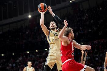 El Barça sufre un correctivo en El Pireo

