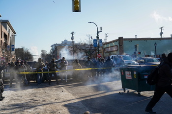 Agentes de inmigración matan a tiros a un hombre en Mineápolis